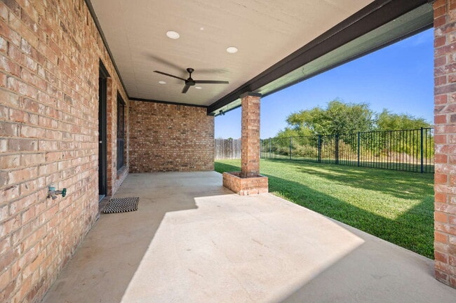 Building Photo - Renovated 4BR, Open Concept, Greenbelt Lot, Keller ISD