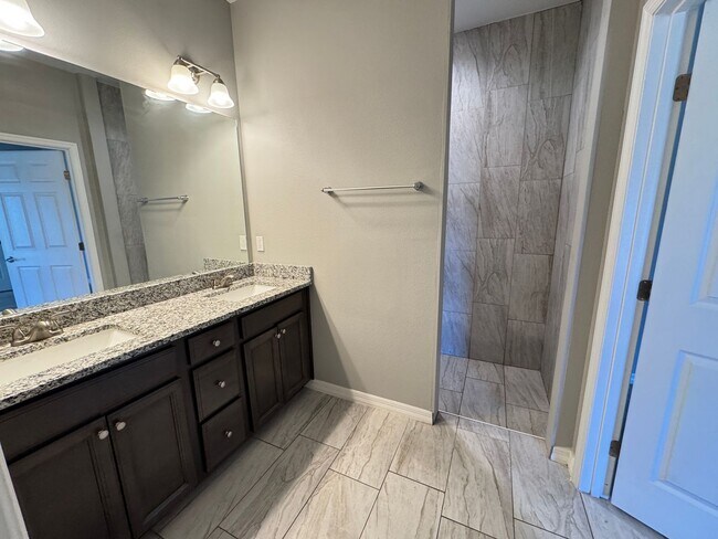 Building Photo - Immaculate 3-Bedroom, 2-Bathroom Home in Palm Bay