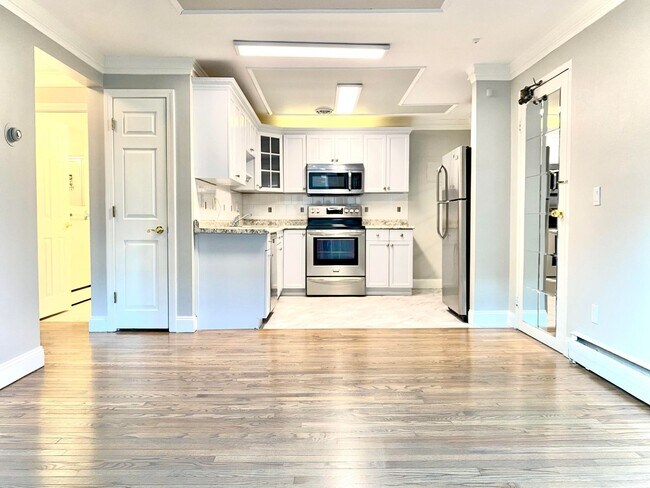 Building Photo - 2bed unit in Watertown is available in9/1