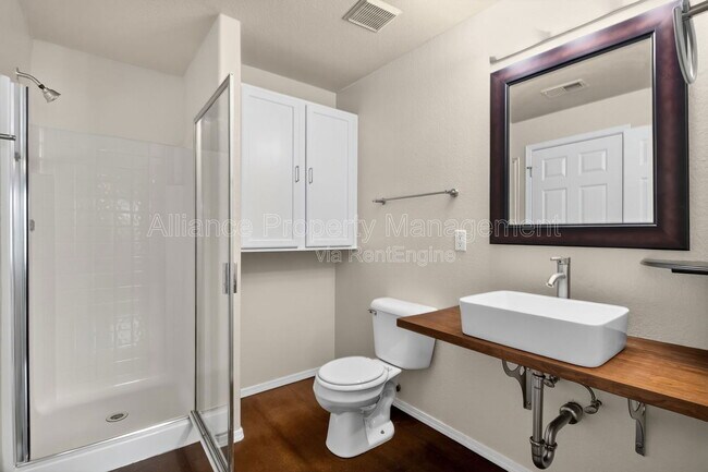 Building Photo - 3890 Strawberry Field Grove