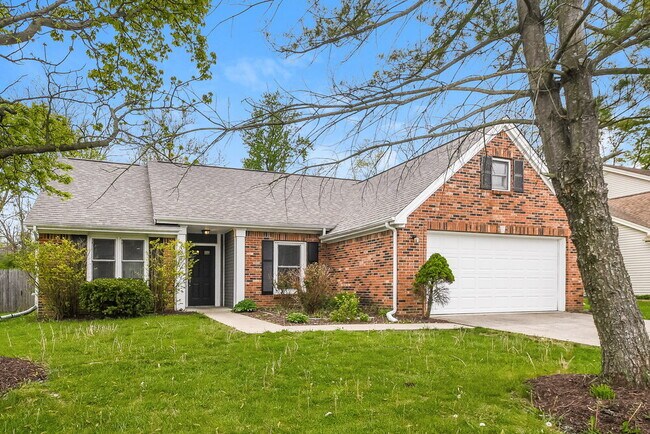 Building Photo - 5453 Vicksburg Dr