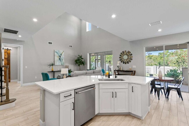 Building Photo - 2612 Leafwing Ct