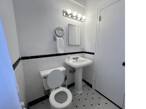 Building Photo - 601 Cleveland St