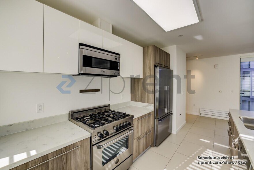 Building Photo - 1789 Washington St