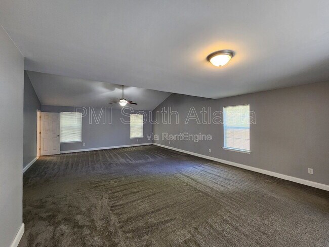 Building Photo - 2085 Winding Crossing Trail