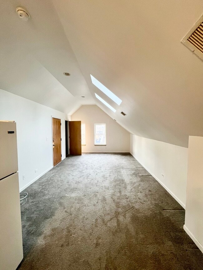 Building Photo - 3227 S Carpenter St