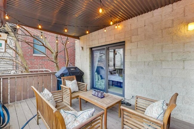 Building Photo - 1529 N Mohawk St