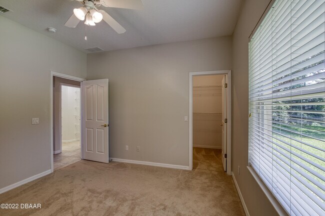 Building Photo - 4 Windwillow Ln