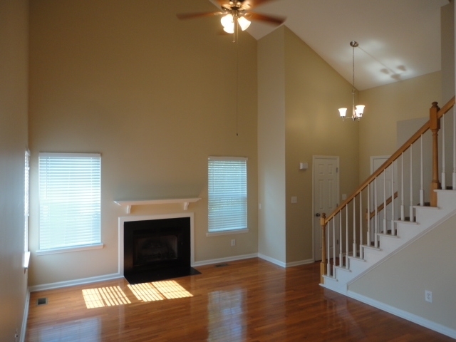Building Photo - 3801 Mardela Spring Dr