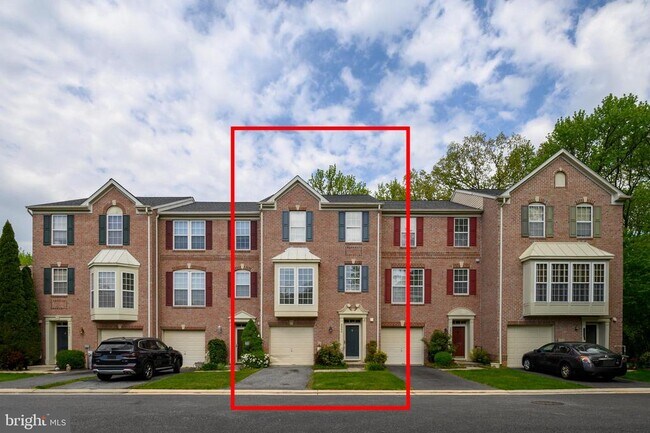 Building Photo - 9805 Redwing Dr