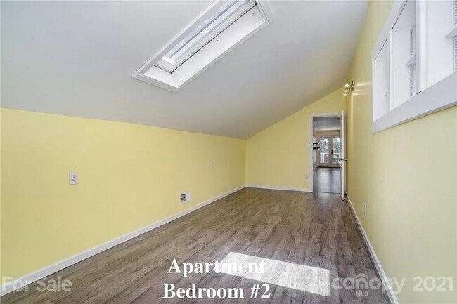 Building Photo - Charming 2BR Apartment in Kannapolis
