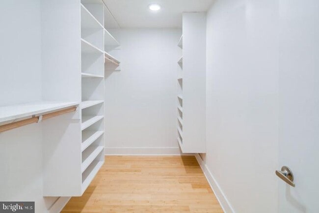 Building Photo - Fishtown Townhome