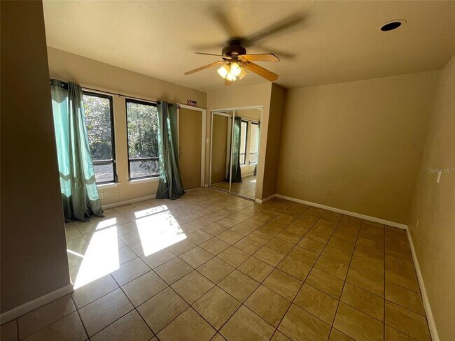 Building Photo - 2001 NW 15 Ave