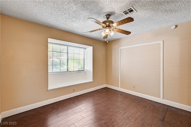 Building Photo - 618 Cervantes Dr