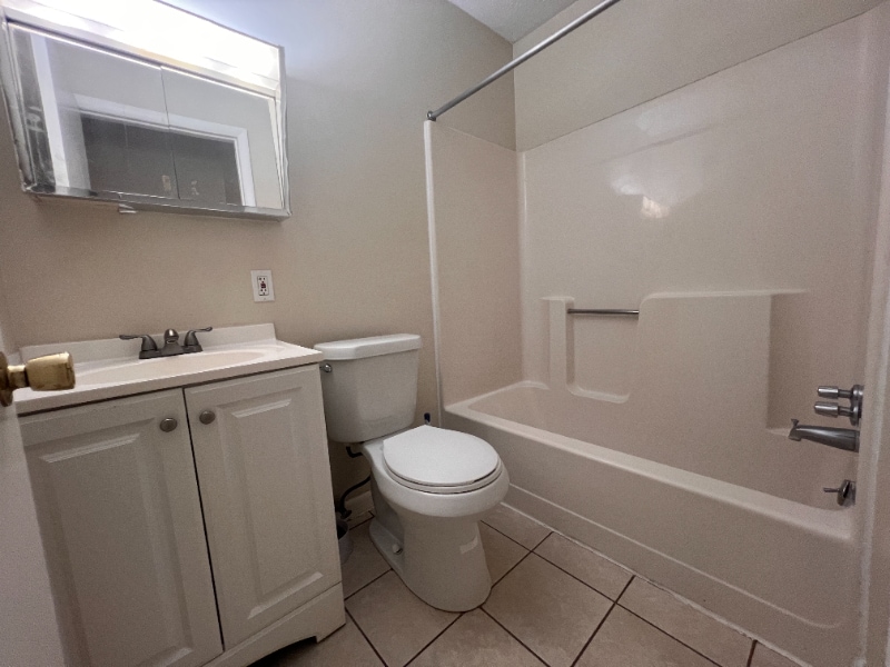 Building Photo - 232-238 Elyria St