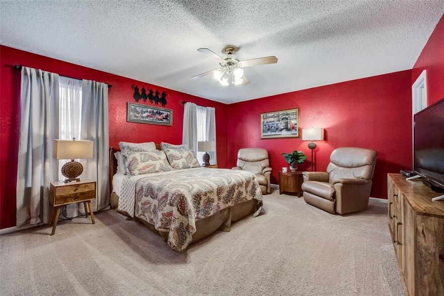 Building Photo - 2848 Ironwood Dr