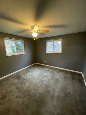 Building Photo - Beautifully updated 3 bed 1 bath home with garage and off-street parking in Penn Hills!