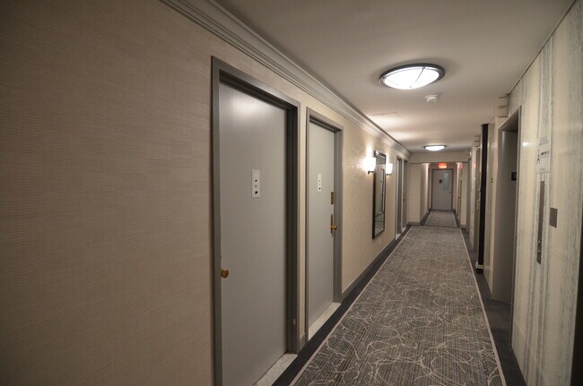 Building Photo - 130 Water St