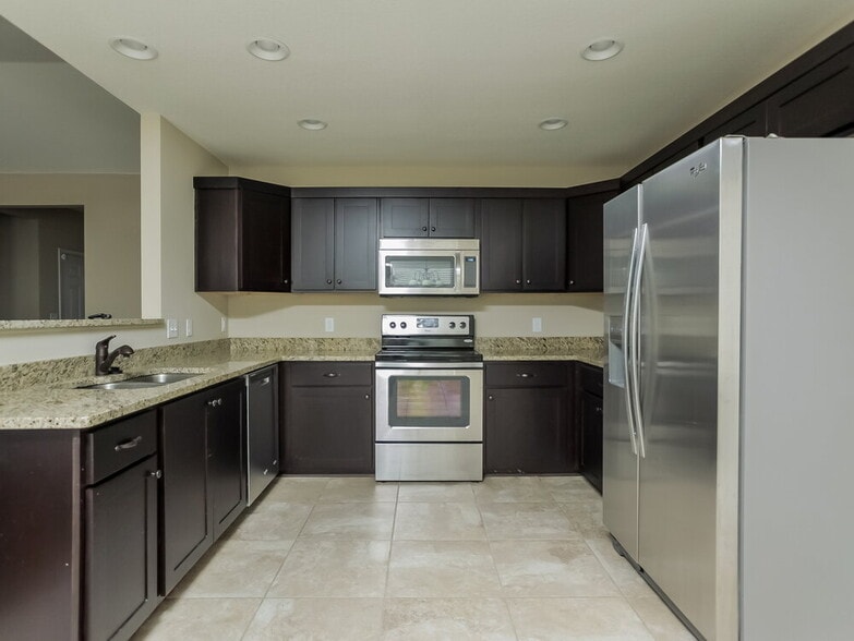 Building Photo - 10829 Paul Coleman Dr