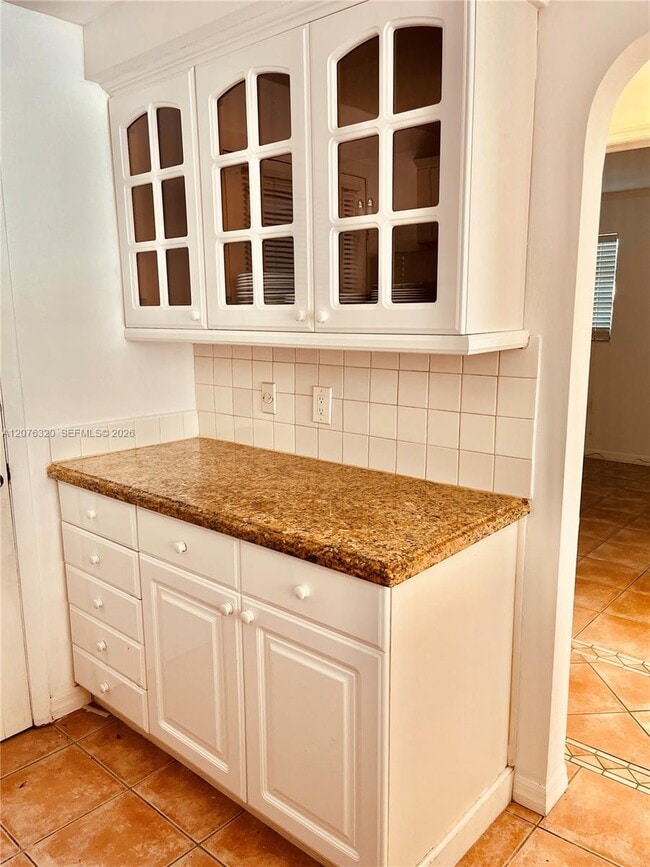 Building Photo - 251 Galen Dr
