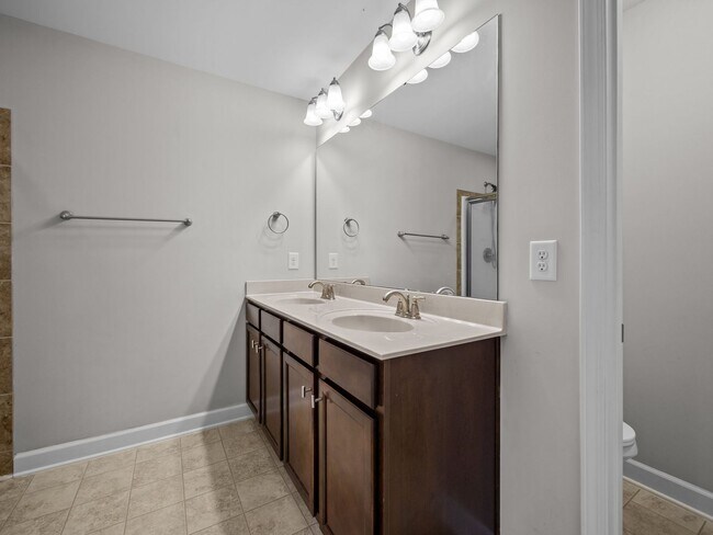 Building Photo - Welcome to Pepperwood Lane!