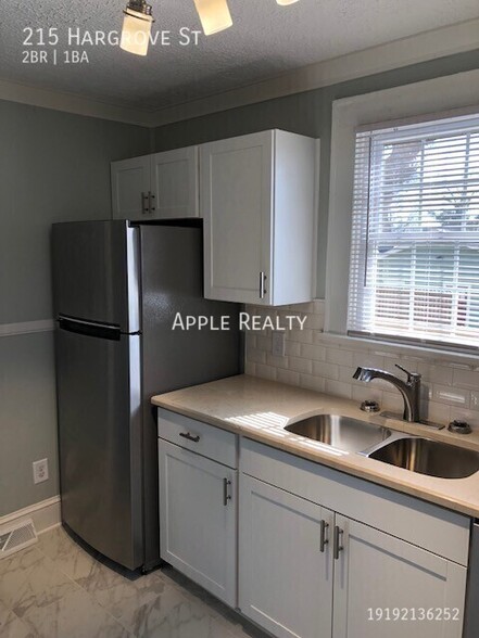 Building Photo - 215 Hargrove St