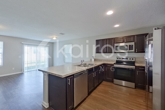 Building Photo - 1305 Mull St