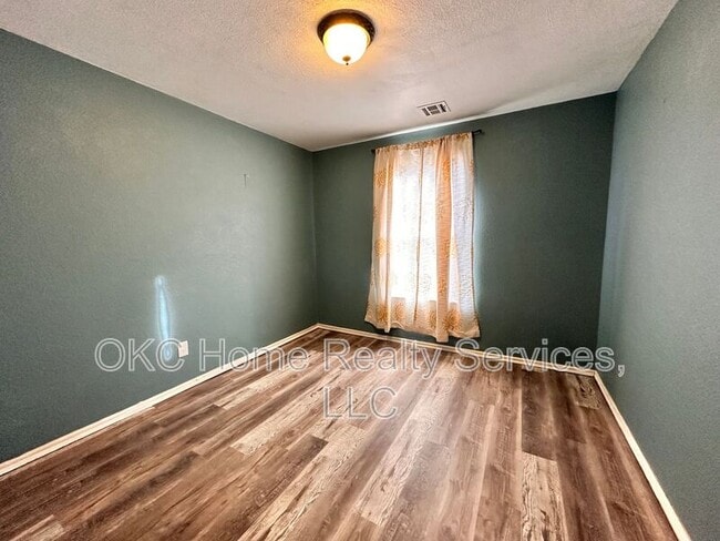 Building Photo - 10716 NW 31st Terrace