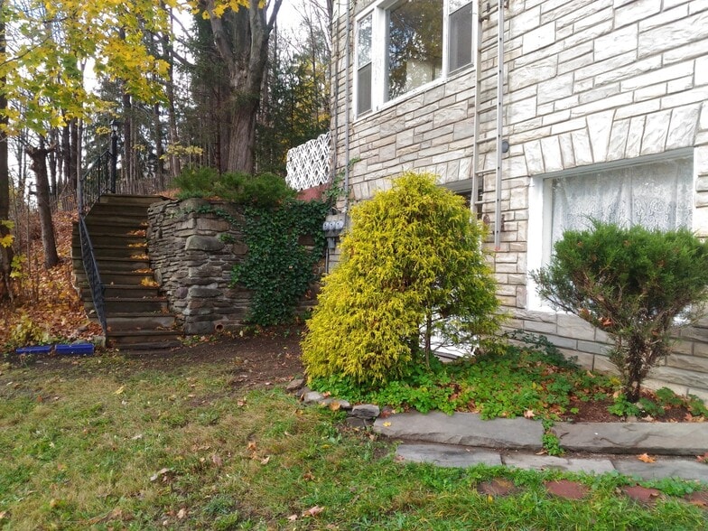 Building Photo - 5367 NY-7