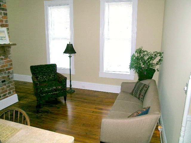 Building Photo - PINE416