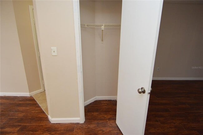 Building Photo - 8756 Mallard Reserve Dr