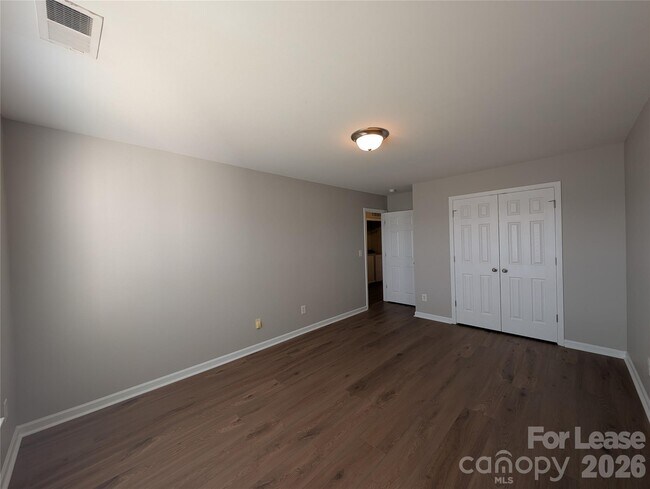 Building Photo - 11307 Breezehill Ln