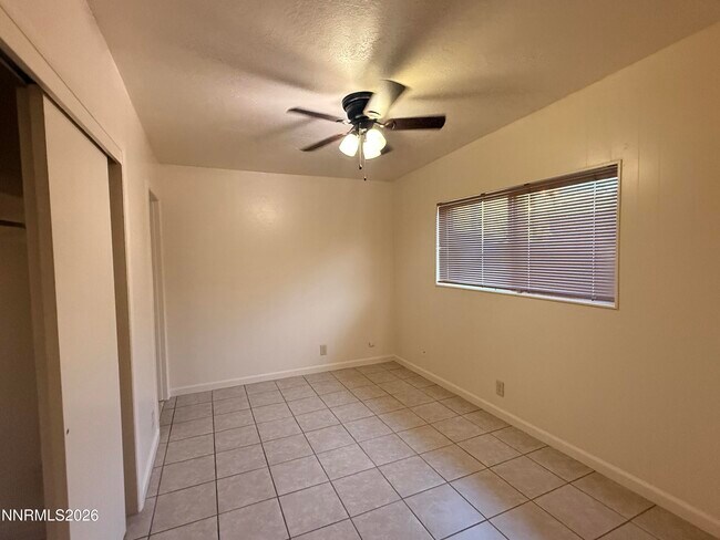 Building Photo - 3388 Smith Dr