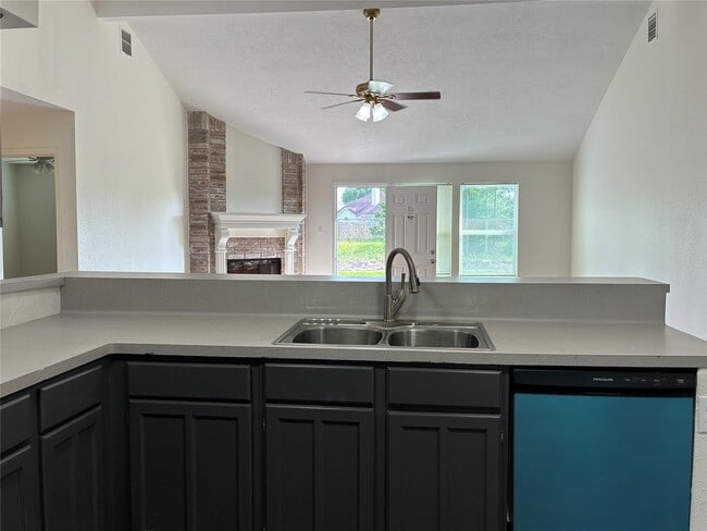 Building Photo - 17034 Coachmaker Dr
