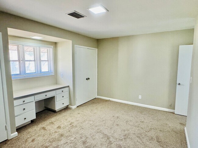 Building Photo - Updated 4-Bedroom Ranch with the layout everyone wants