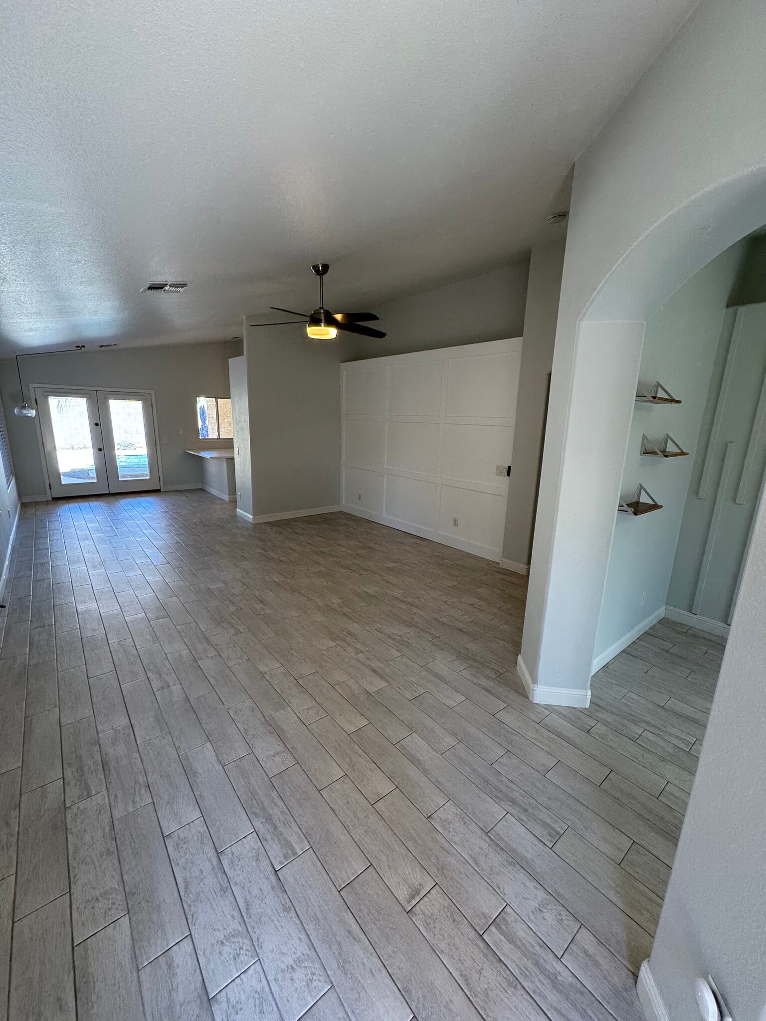 Building Photo - 21469 N 79th Dr