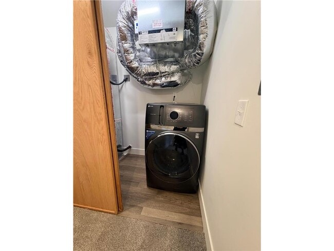 Building Photo - 131 W 46th St