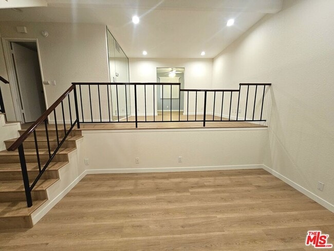 Building Photo - 10201 Mason Ave