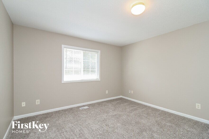 Building Photo - 1554 Pecan Ln