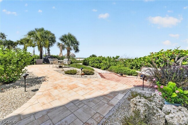 Building Photo - 100 Estero Blvd