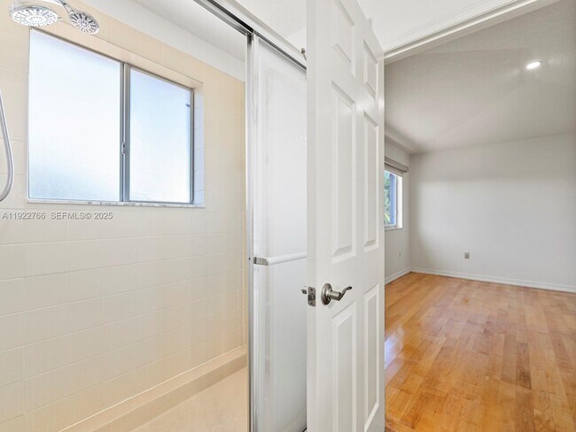 Building Photo - 16544 SW 68th Terrace