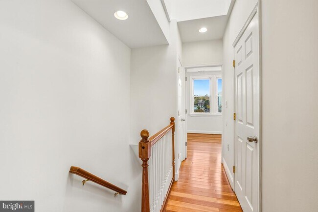 Building Photo - 1949 H St NE