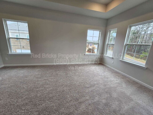 Building Photo - 7828 Nelson Rd