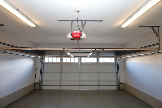 Building Photo - 4161 Willow Round Rd