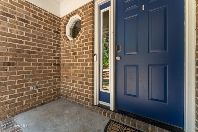 Building Photo - 24 Spring Lake Dr