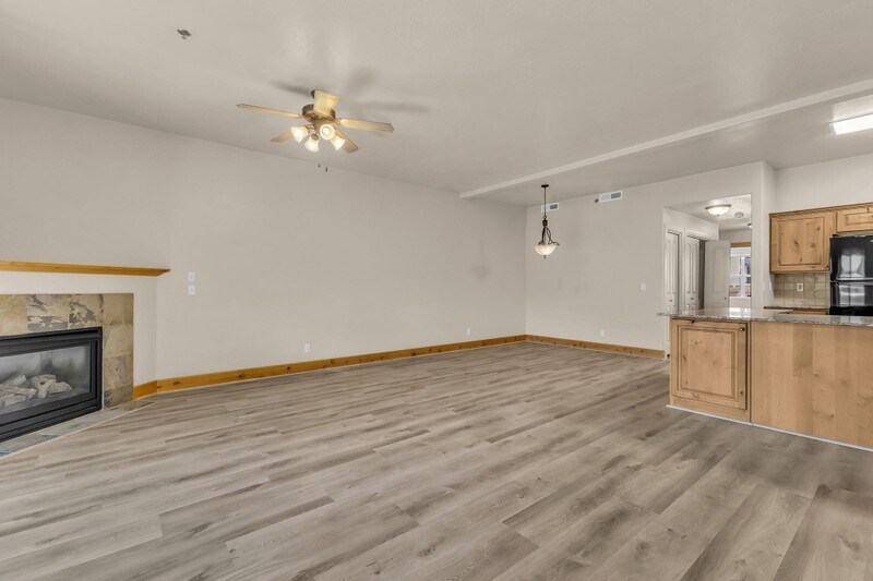 Building Photo - 1684 Fox Hollow Ln