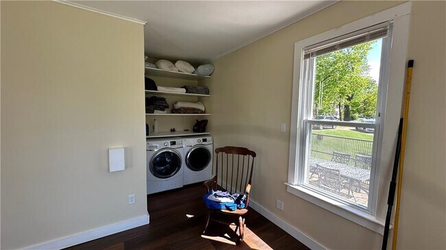 Building Photo - 3560 Kingstown Rd