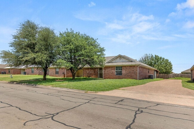 Building Photo - 10217 Hyacinth Ln