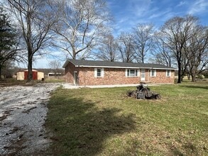 Building Photo - 6330 Foliage Rd