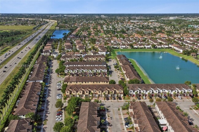 Building Photo - 25342 SW 115th Ave